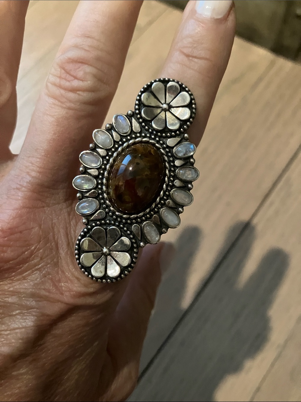 Vintage-Inspired Floral Sterling-Style Amber Statement Ring - Brown & White